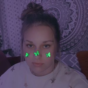 Meet your Posher, Brenna